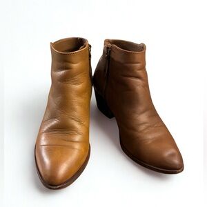 Thursday Boot Co. Downtown Leather Ankle Boots Cognac – Women’s